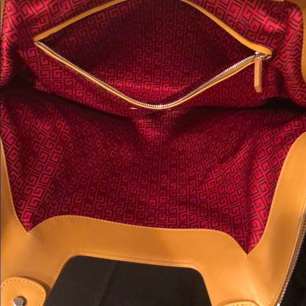 Versace hand bag - Picture 6 of 8